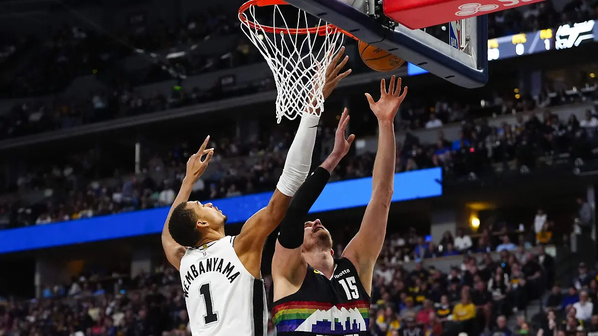 2026-04-04T195344Z_42758086_MT1USATODAY28658803_RTRMADP_3_NBA-SAN-ANTONIO-SPURS-AT-DENVER-NUGGETS