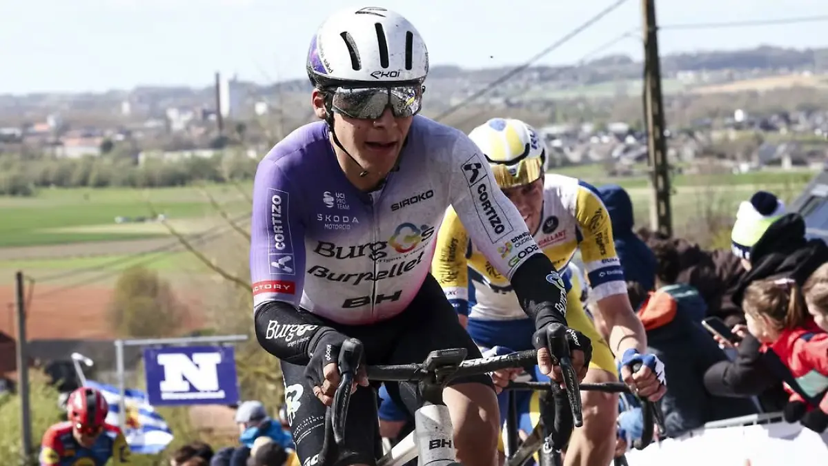 César Macías, cilcista mexicano