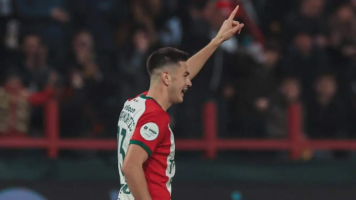 Feliz por el triunfo y por ayudar con un gol al equipo antes del parón. Ahora es momento de @mis