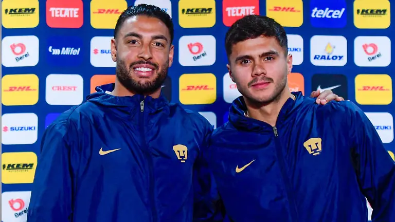 Nathan Silva y Alan Medina en conferencia de prensa