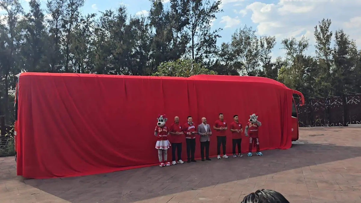 Autobús Diablos Rojos