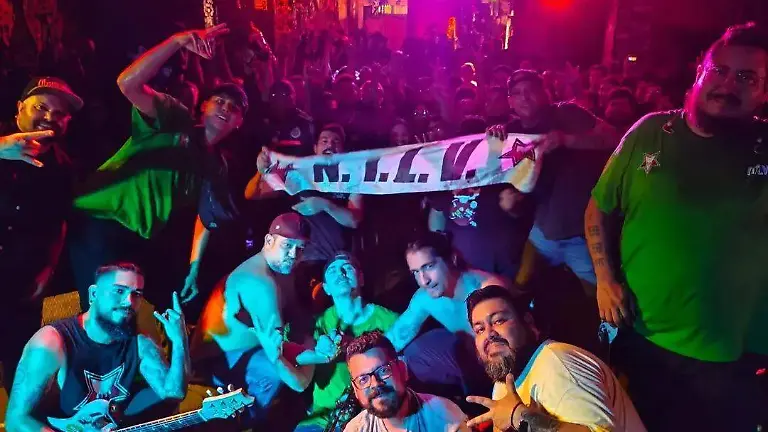 ¡Guerrer@s!Son increíbles!!! Ayer la pasamos chingón en el @gatocalavera de verdad muchas graci-convertido-de-webp