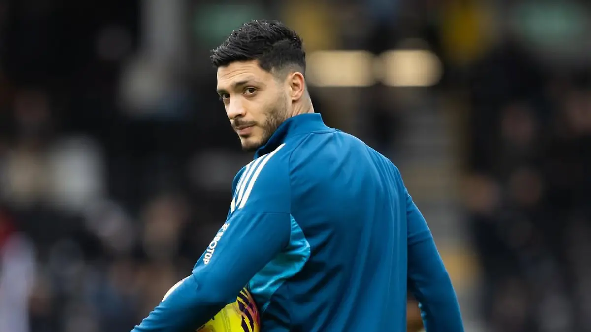 Raúl jiménez no es titular