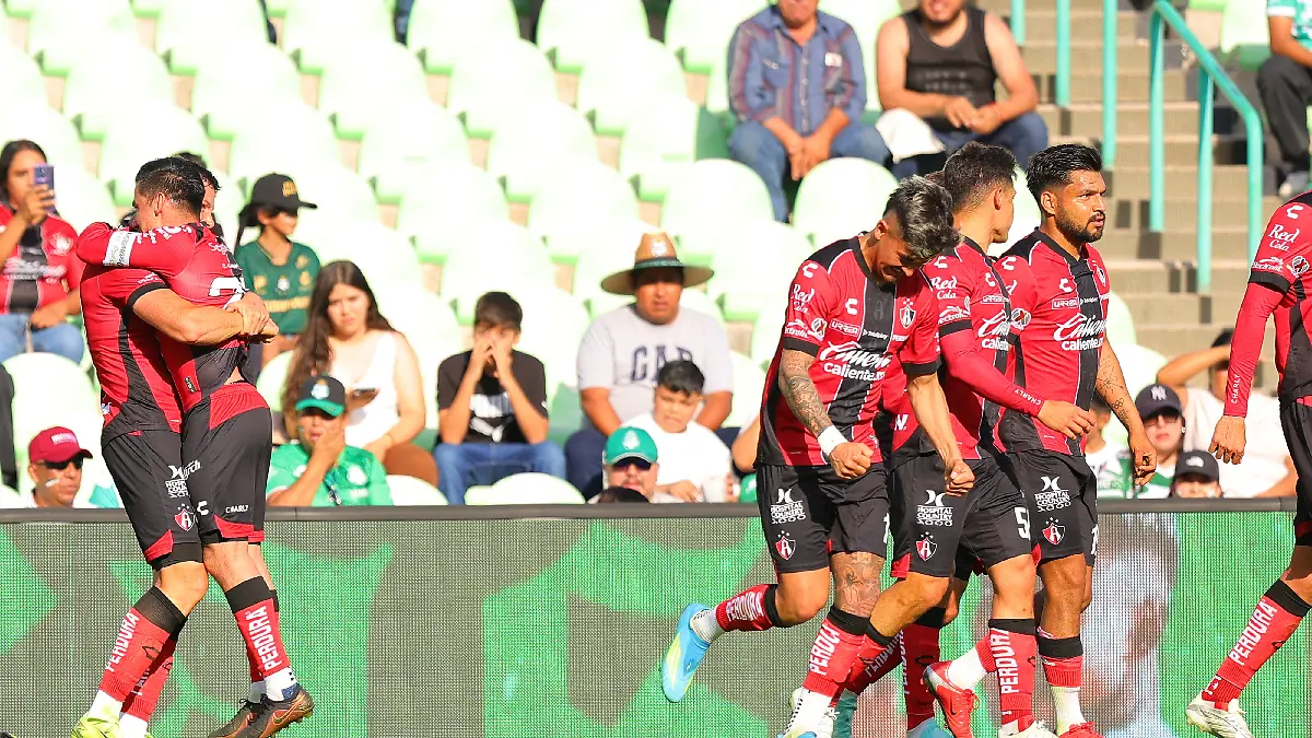 Atlas vence a Santos en el TSM