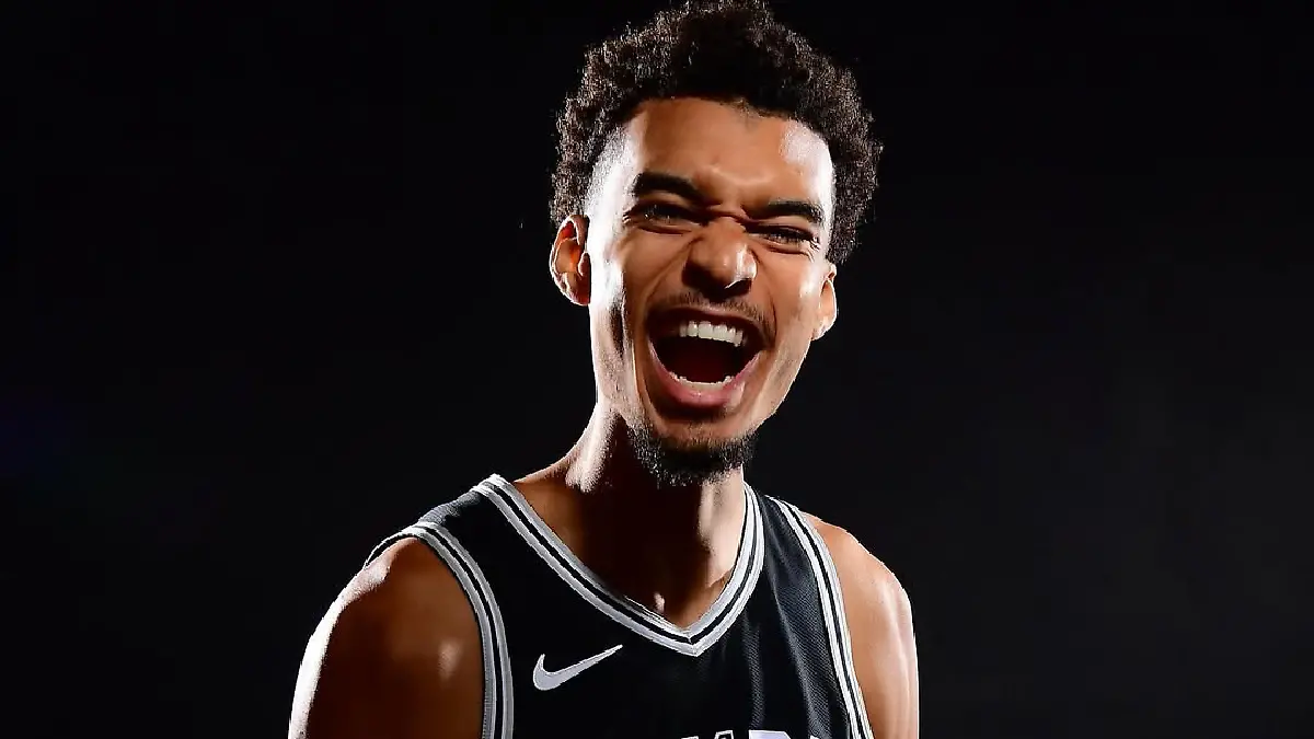 Wenbanyama, elegido mejor defensa de la NBA