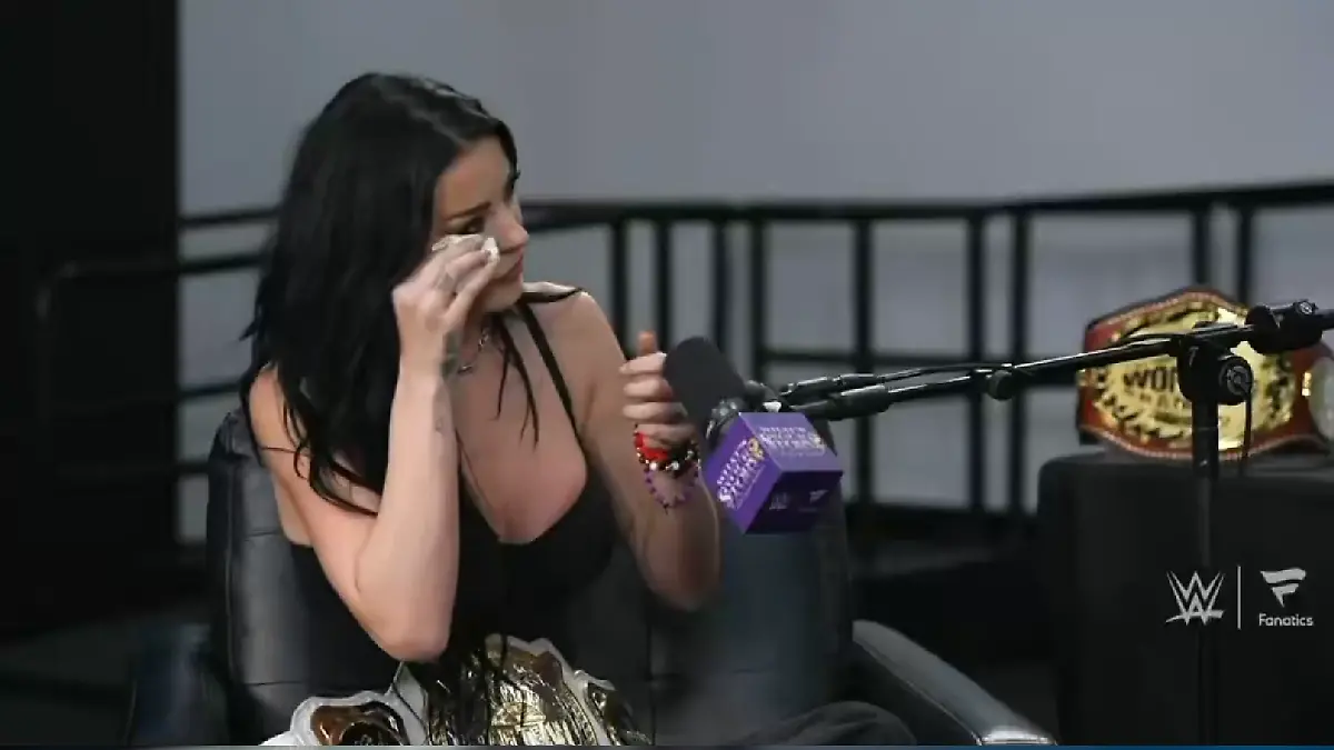 Paige llora al hablar de sus videos íntimos