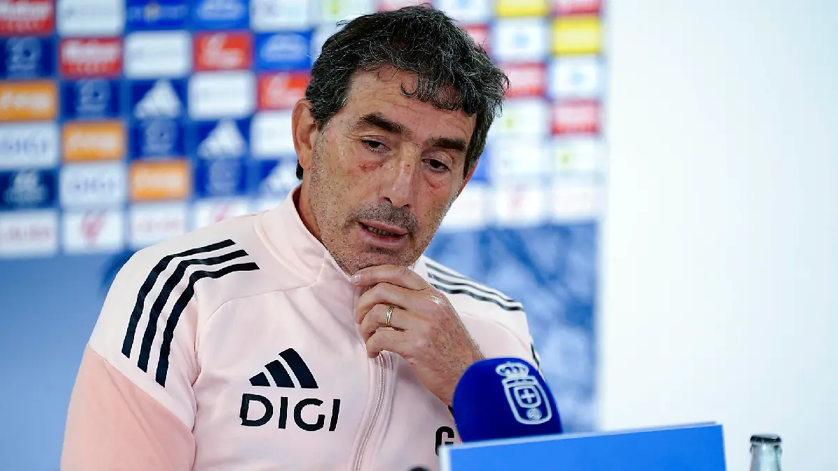 Guillermo Almada revienta al VAR