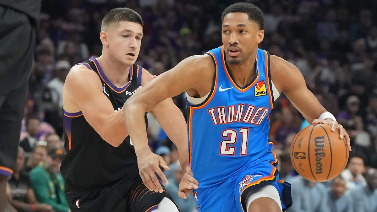 2026-04-25T205610Z_1423450635_MT1USATODAY28812140_RTRMADP_3_NBA-PLAYOFFS-OKLAHOMA-CITY-THUNDER-AT-PHOENIX-SUNS (1)