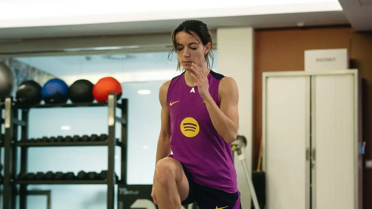 Aitana Bonmati entrenando
