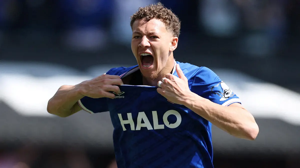 Ipswich asciende a por