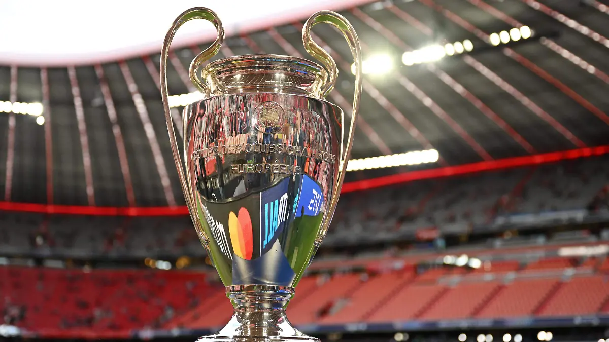 2026-05-06T174855Z_1522268671_UP1EM561DHHD4_RTRMADP_3_SOCCER-CHAMPIONS-FCB-PSG