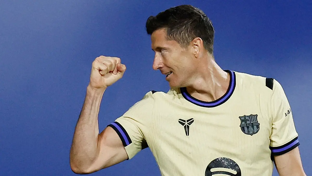 Robert Lewandoskidice adiós al Barcelona