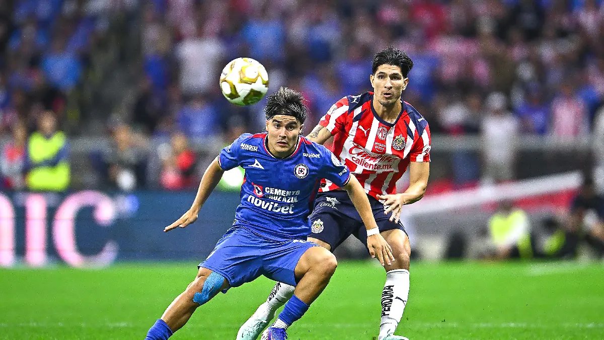 Cruz Azul vs Chivas en las semifinales de ida