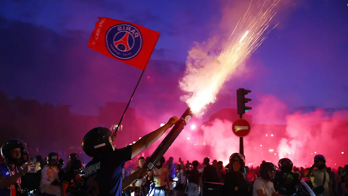 2026-05-30T214003Z_1512690443_UP1EM5U1O6P5Q_RTRMADP_3_SOCCER-CHAMPIONS-PSG-ARS-PARIS