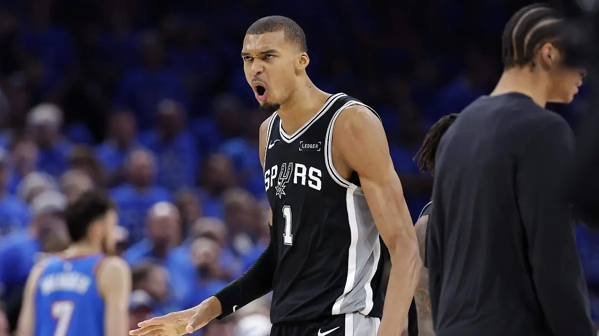 2026-05-31T025006Z_858506528_MT1USATODAY29100683_RTRMADP_3_NBA-PLAYOFFS-SAN-ANTONIO-SPURS-AT-OKLAHOMA-CITY-THUNDER