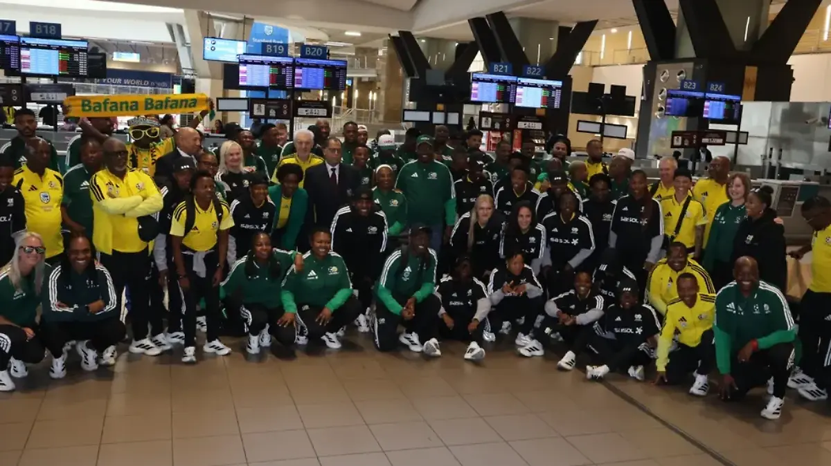 This is one of those rare occurrences where our senior national teams cross paths like this 🇿🀮webp