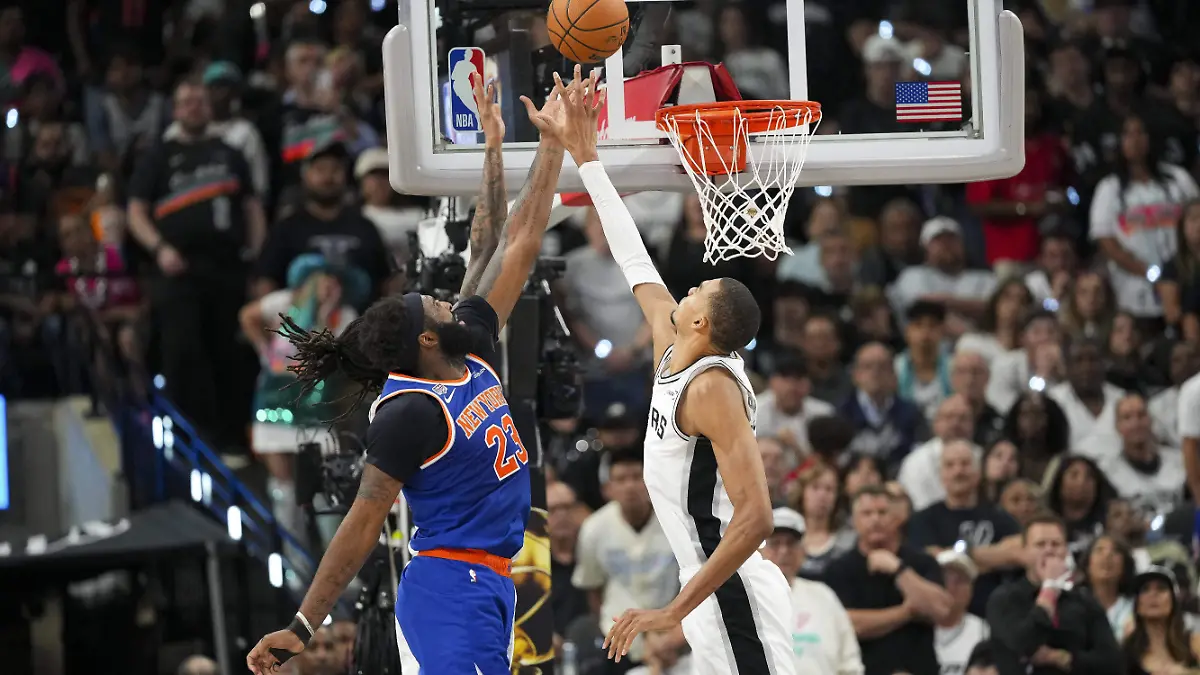 2026-06-06T030734Z_601019044_MT1USATODAY29134827_RTRMADP_3_NBA-FINALS-NEW-YORK-KNICKS-AT-SAN-ANTONIO-SPURS