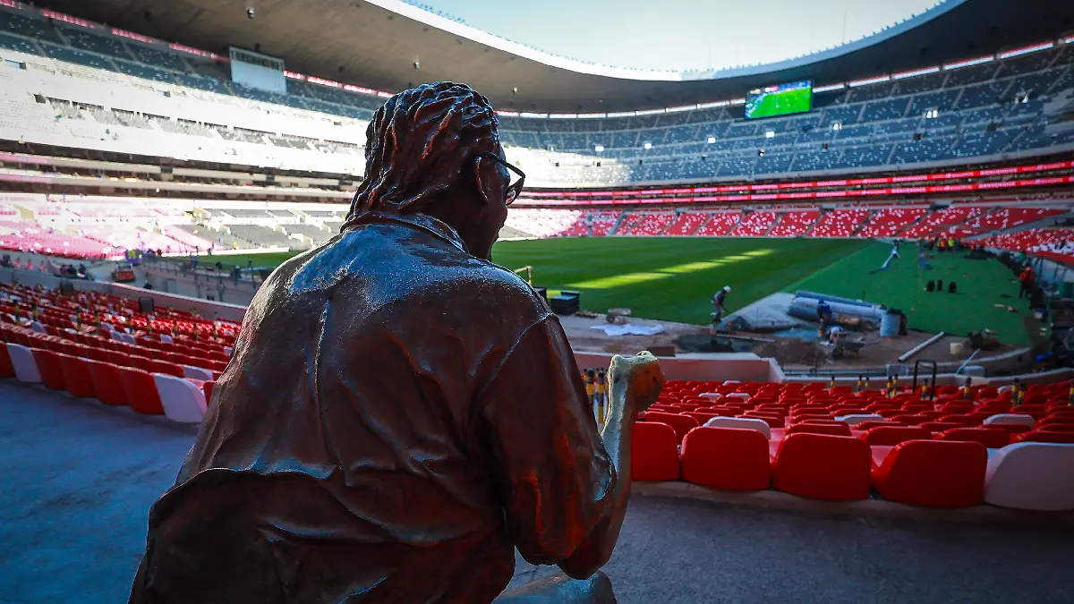 aficionado colombiano llora al ver el Estadio Ciudad de México