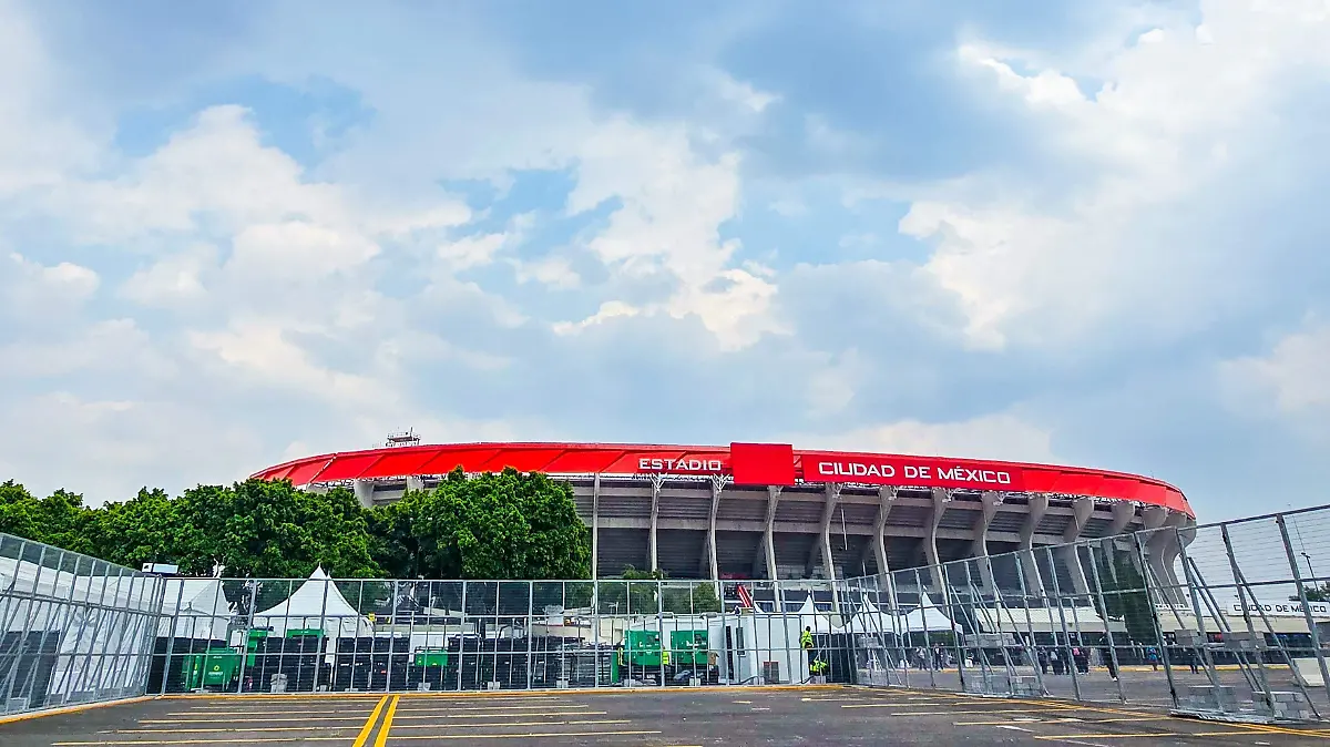 030616 Estadio Ciudad de México OFR  (1)