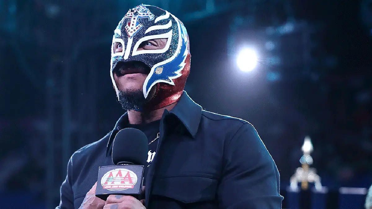 Rey Mysterio pensó que WWE lo quería retirar