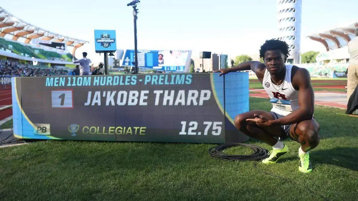 🌎 WORLD RECORD 🌎1️⃣2️⃣.7️⃣5️⃣ - Ja’Kobe Tharp‼️#WarEagle