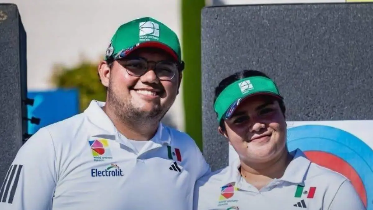Una dupla formidable. 🎯🚀Sebastián García y Andrea Becerra se alzan con la medalla de bronce en
