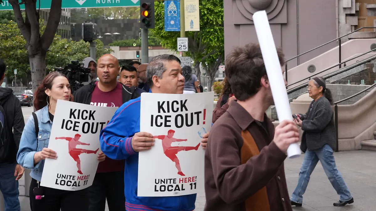 2026-05-27T235641Z_1606463419_MT1USATODAY29069744_RTRMADP_3_SOCCER-FIFA-WORLD-CUP-2026-IMMIGRANT-RIGHTS-GROUP-RALLY