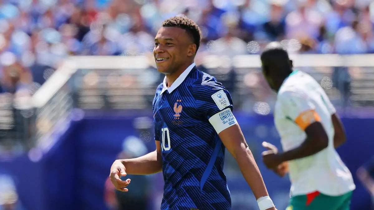 2026-06-16T191809Z_1296868026_UP1EM6G1HM80K_RTRMADP_3_SOCCER-WORLDCUP-FRA-SEN