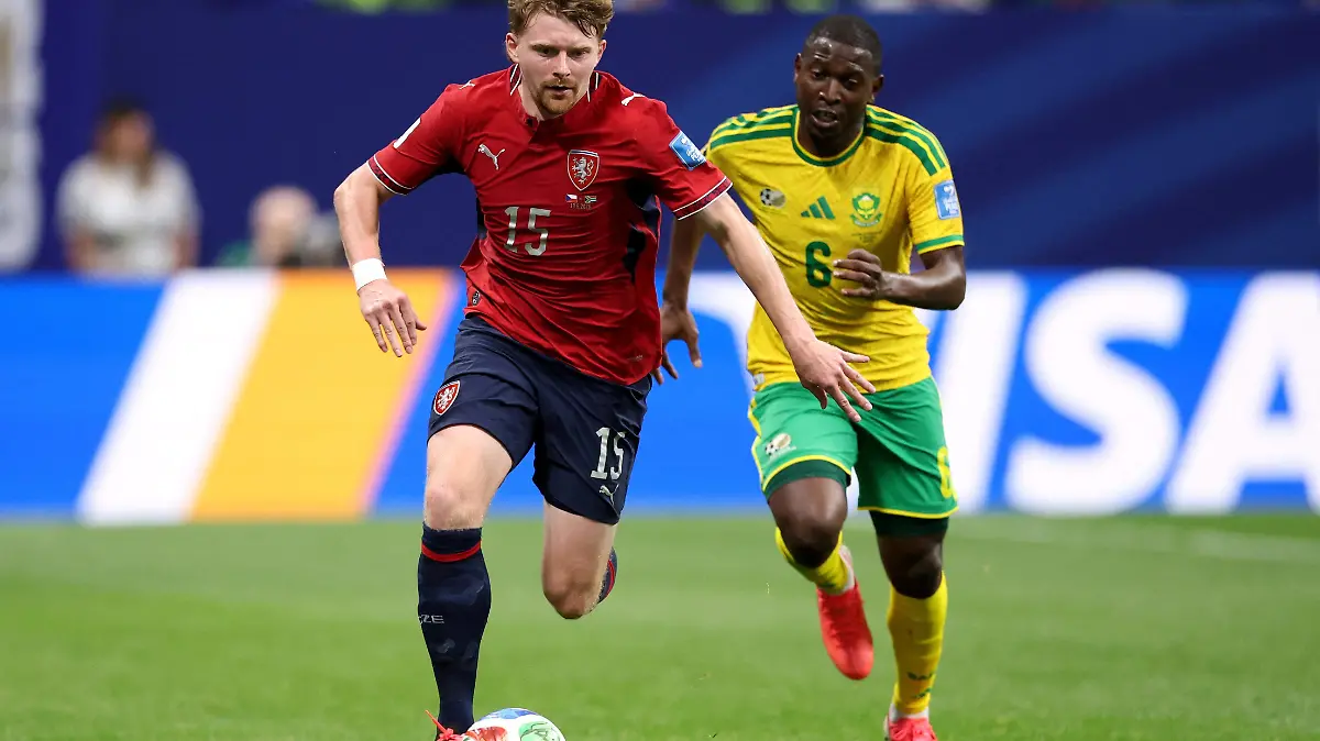 2026-06-18T175234Z_1666133219_UP1EM6I1DNKRB_RTRMADP_3_SOCCER-WORLDCUP-CZE-ZAF