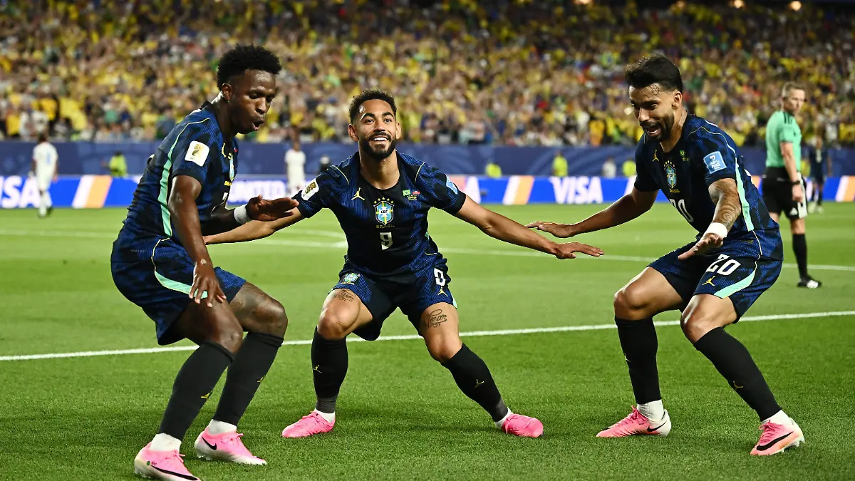 2026-06-20T011329Z_1817621254_UP1EM6K03EFJN_RTRMADP_3_SOCCER-WORLDCUP-BRA-HTI