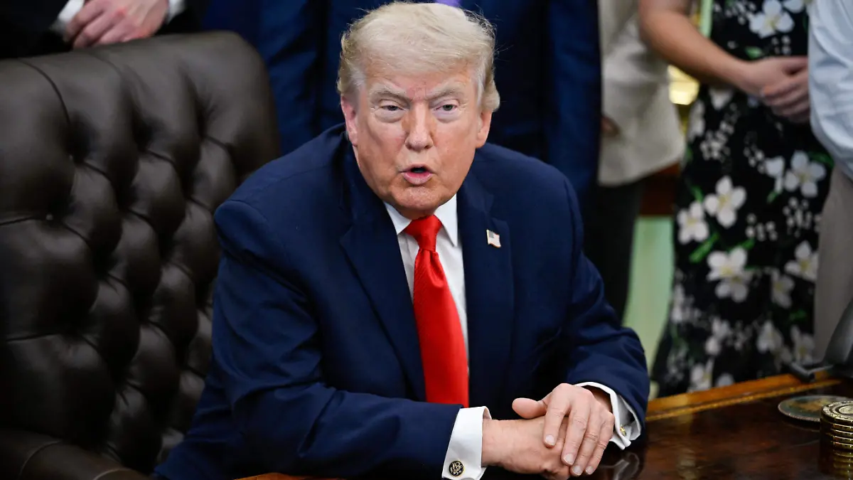 2026-06-11T204917Z_1115407260_RC2WRLA9XY4I_RTRMADP_3_USA-TRUMP