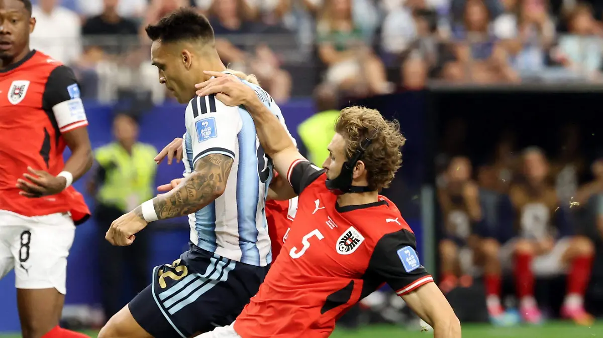 2026-06-22T170946Z_198845341_UP1EM6M1BO89W_RTRMADP_3_SOCCER-WORLDCUP-ARG-AUT