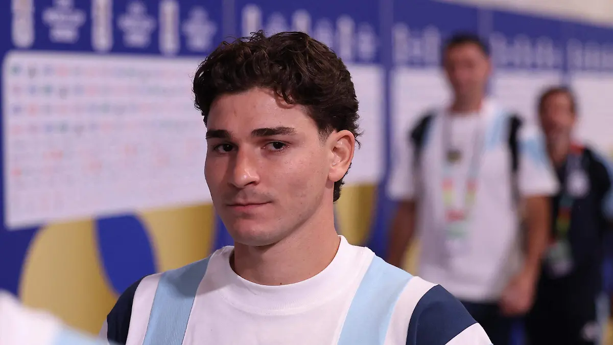2026-06-16T233250Z_1534903527_UP1EM6G1TEOL8_RTRMADP_3_SOCCER-WORLDCUP-ARG-DZA
