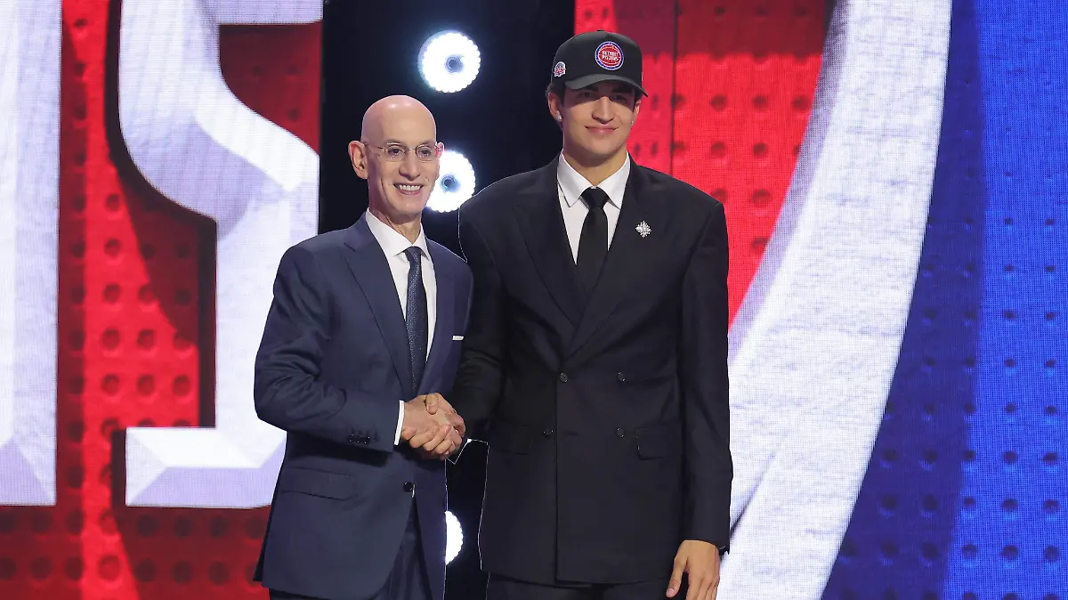 2026-06-24T024740Z_647020373_MT1USATODAY29256998_RTRMADP_3_NBA-DRAFT (1)