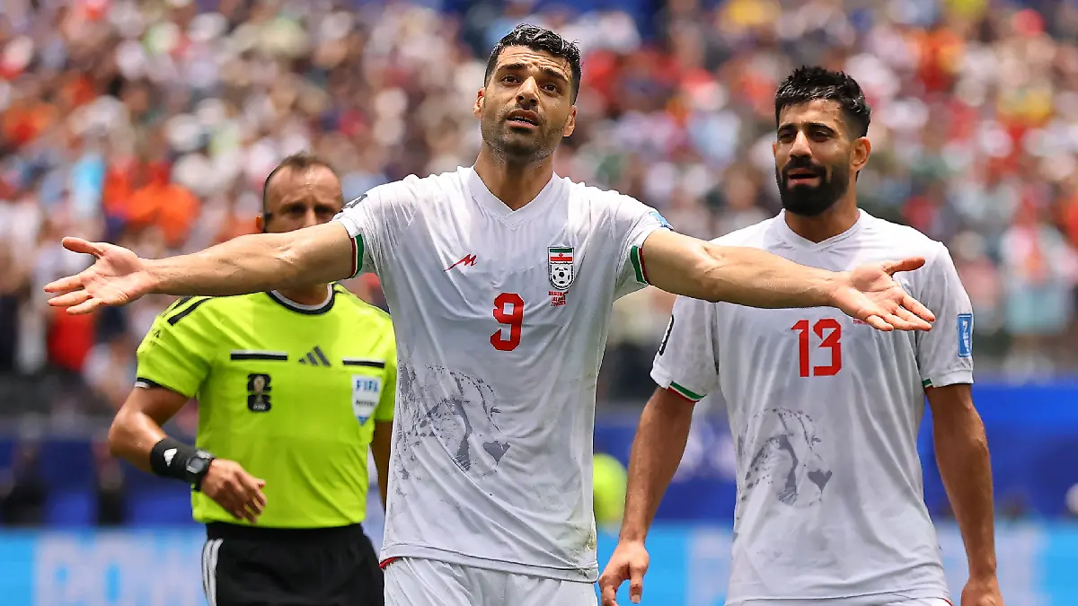 Mehdi Taremi explotó contra la FIFA