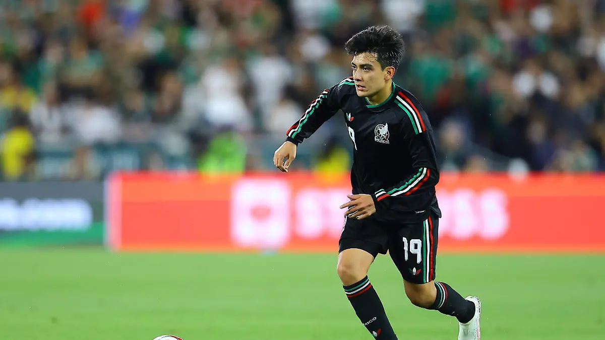 12 Gilberto Mora- Mexsport (3)