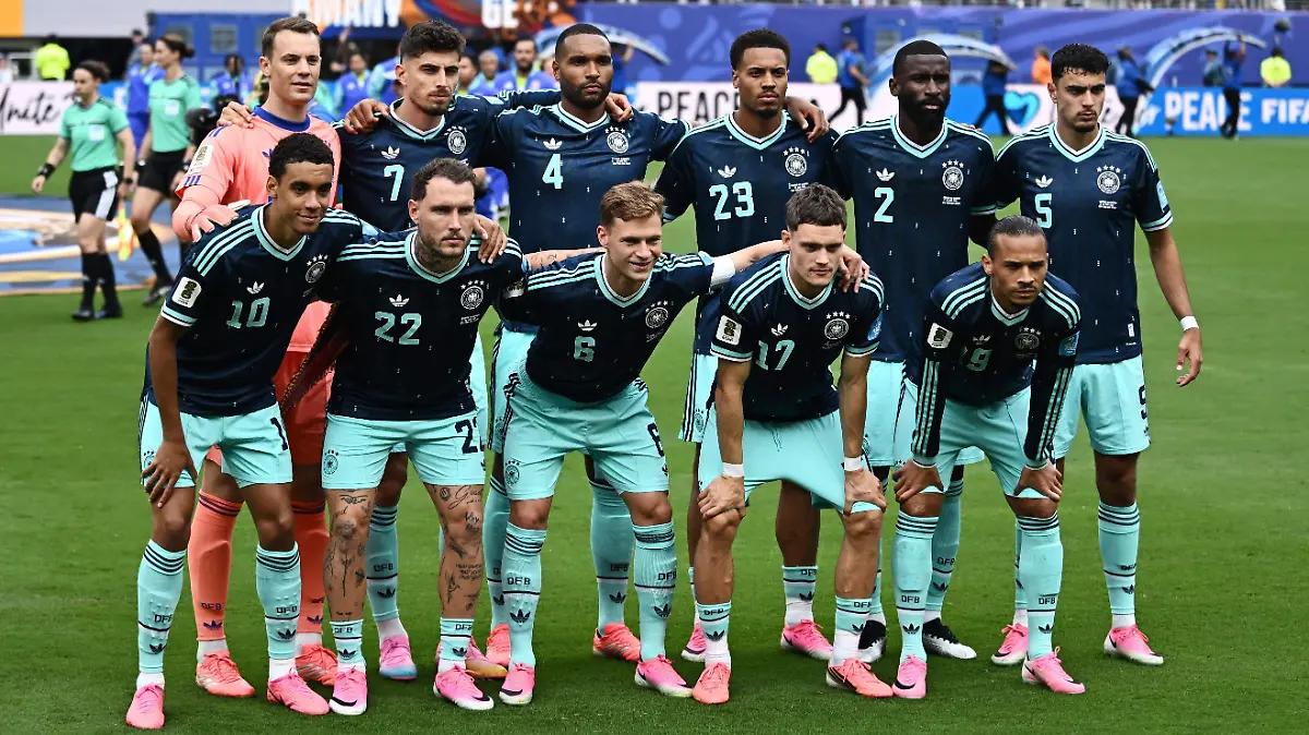 2026-06-25T200627Z_1128391355_UP1EM6P1JUP6D_RTRMADP_3_SOCCER-WORLDCUP-ECU-GER