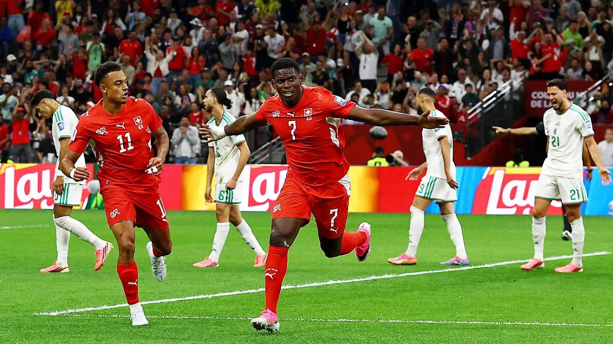 2026-07-03T035906Z_1831089220_UP1EM7309094K_RTRMADP_3_SOCCER-WORLDCUP-SWI-DZA