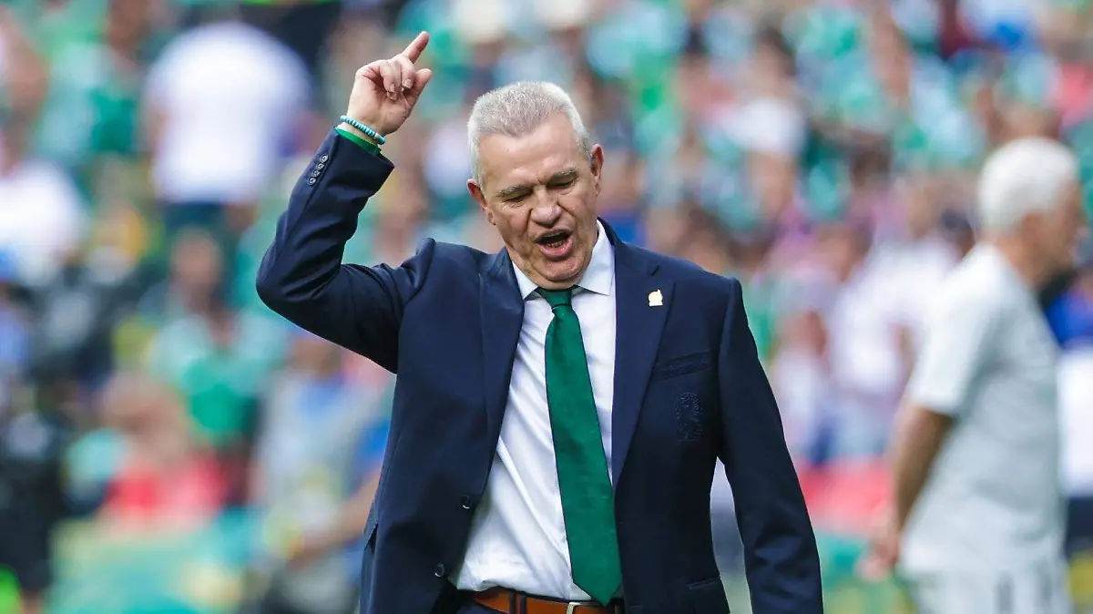 110626 Javier Aguirre OFR 