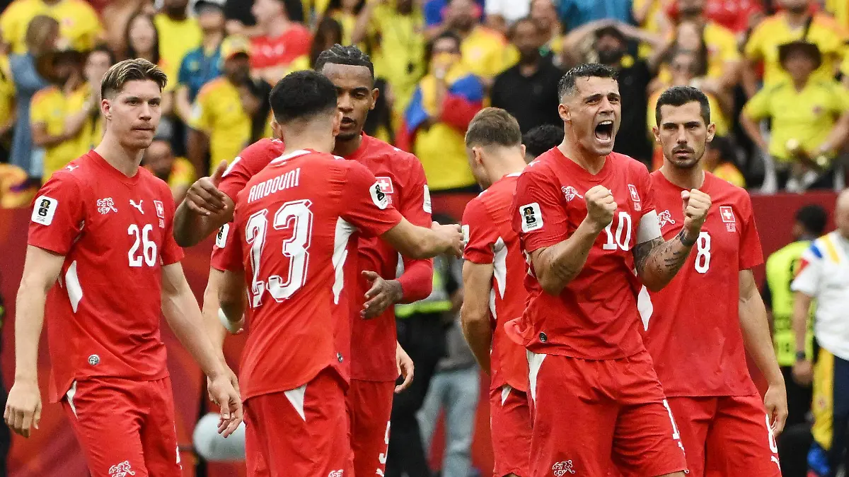 2026-07-07T224639Z_1451104956_UP1EM771R9QL4_RTRMADP_3_SOCCER-WORLDCUP-SWI-COL