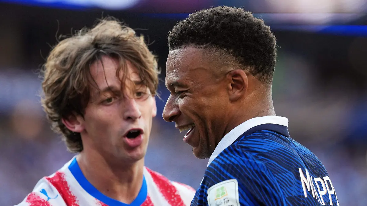 2026-07-04T232350Z_262791969_UP1EM741SRD78_RTRMADP_3_SOCCER-WORLDCUP-PRY-FRA
