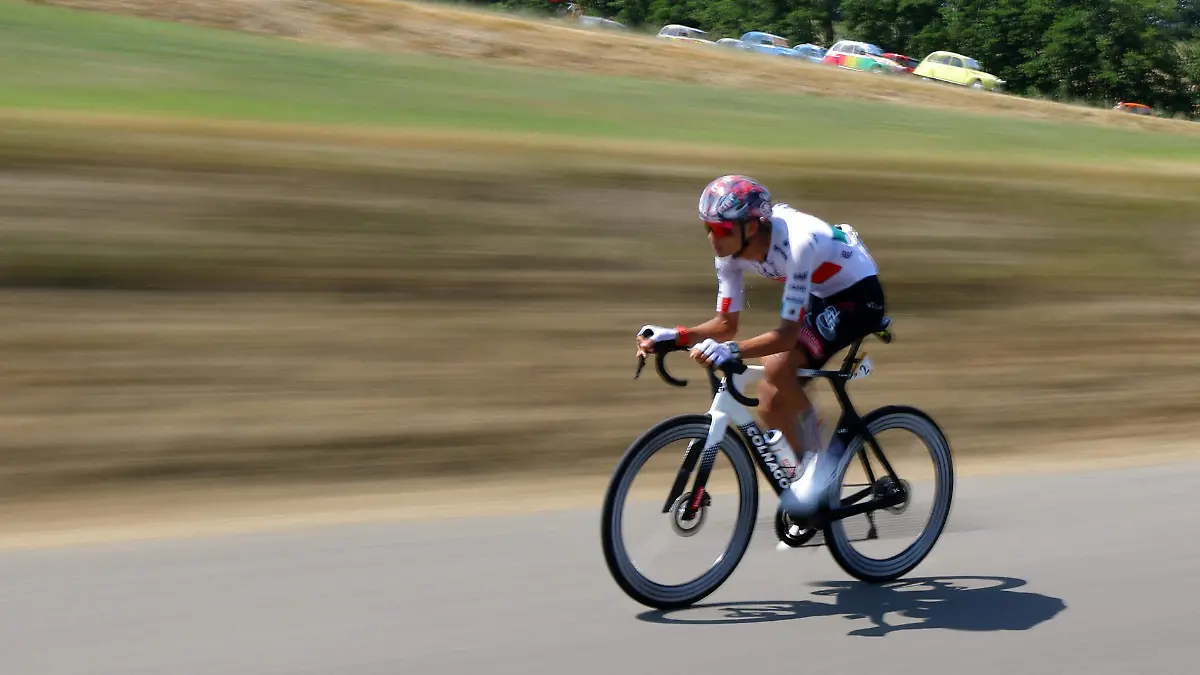 2026-07-08T143148Z_258587831_UP1EM7814CY74_RTRMADP_3_CYCLING-FRANCE