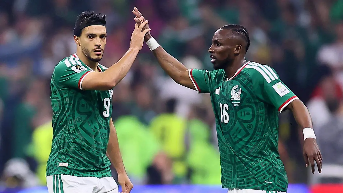 2026-07-06T023458Z_584799473_UP1EM760769FM_RTRMADP_3_SOCCER-WORLDCUP-MEX-ENG