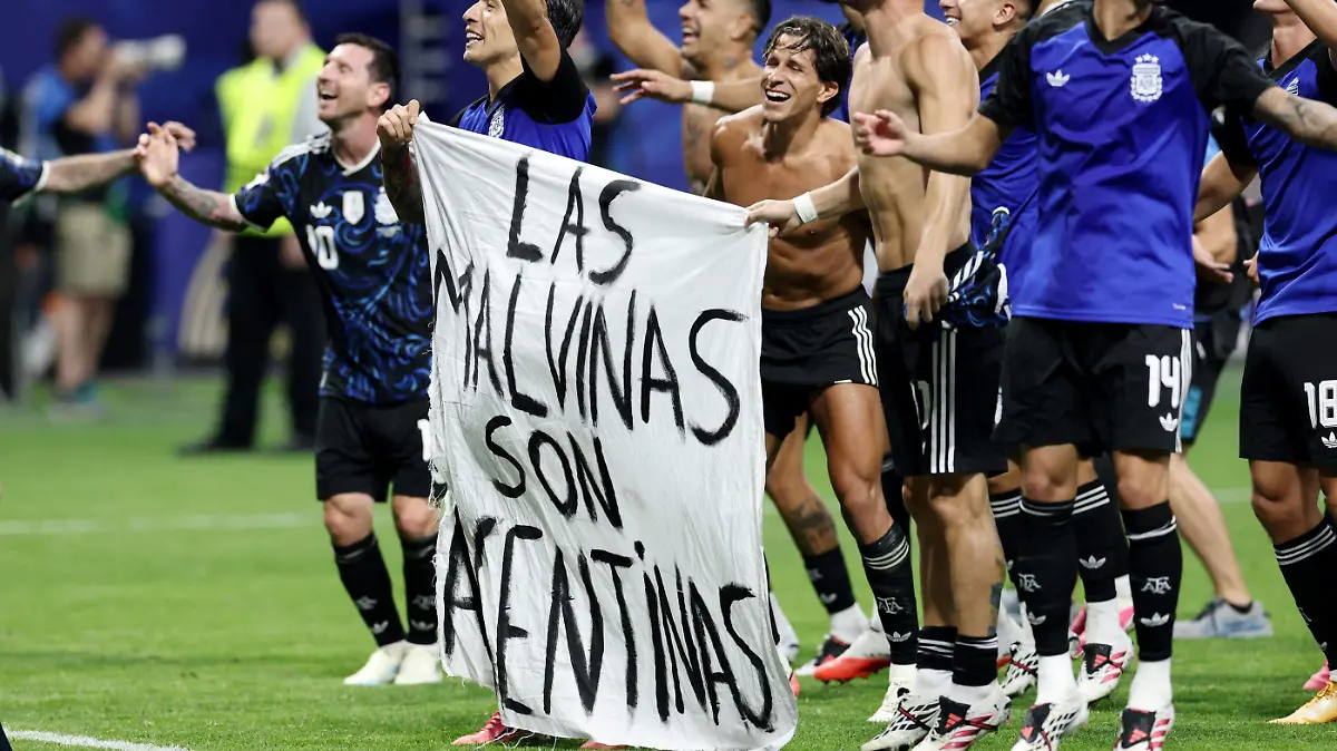 2026-07-15T213841Z_864818289_UP1EM7F1N6HM3_RTRMADP_3_SOCCER-WORLDCUP-ENG-ARG