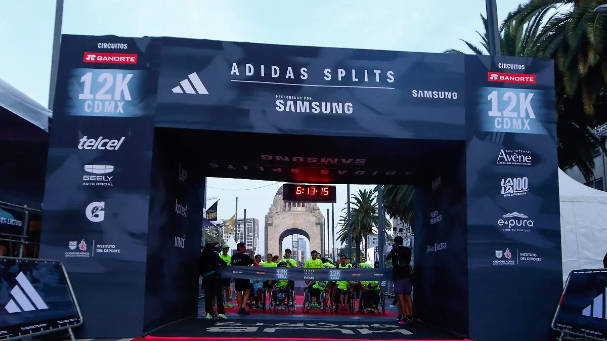 100526 Carrera Adidas Splits Adidas día de las madres SM