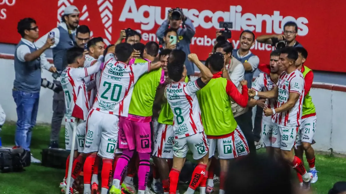 Necaxa se lleva El Padre de Todos los Clásicos