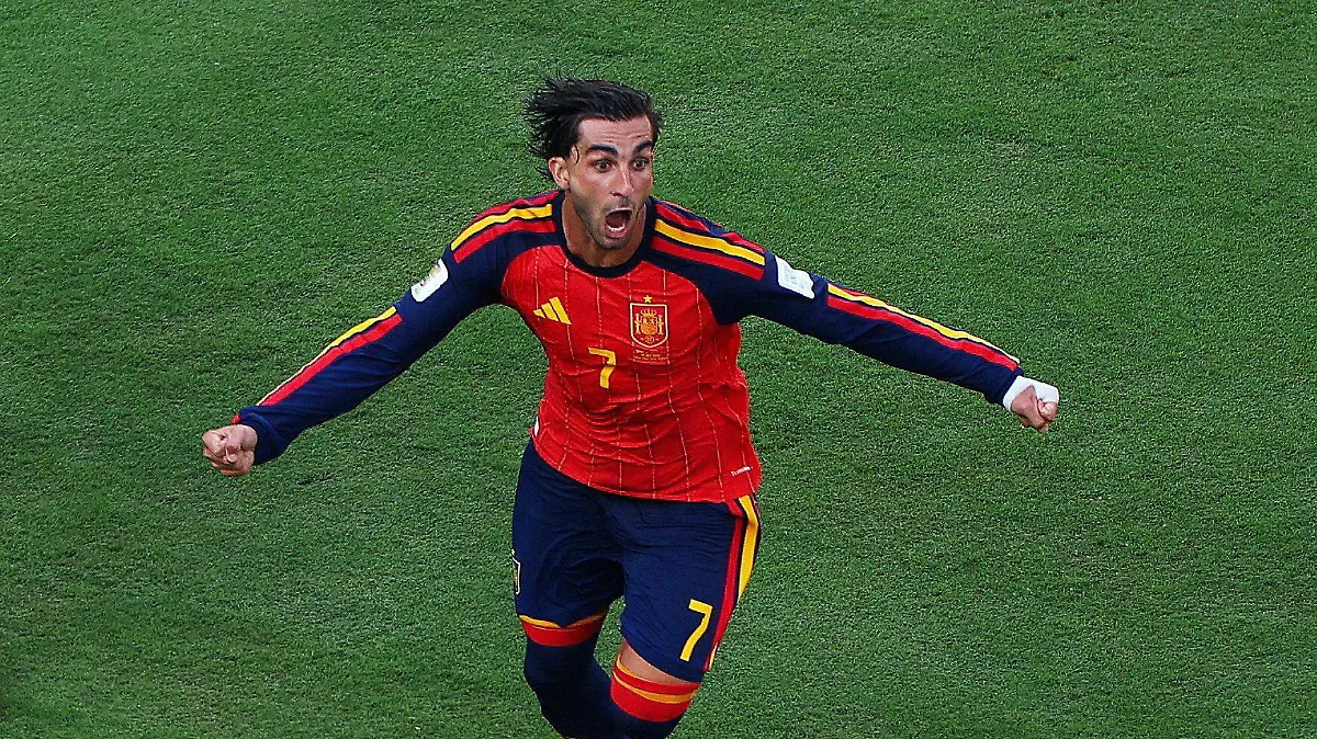 2026-07-19T220327Z_624702254_UP1EM7J1P2G0J_RTRMADP_3_SOCCER-WORLDCUP-ESP-ARG