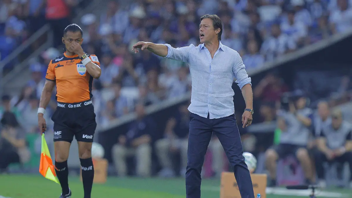 180726 Rayados vs Santos Matias Almeyda (6)