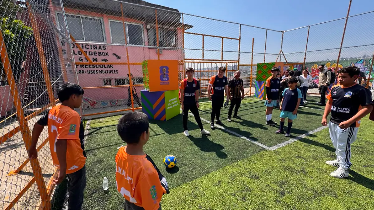 Rehabilitan canchas para jóvenes en la CDMX