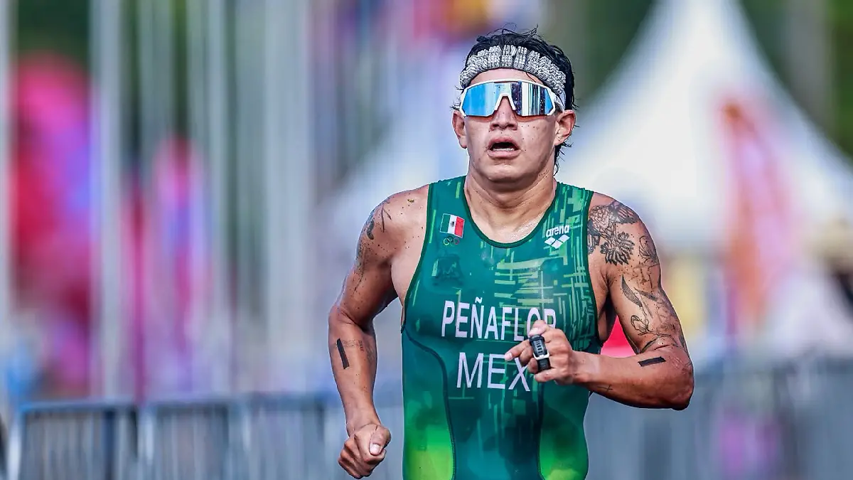 Aram Peñaflor da medalla a México